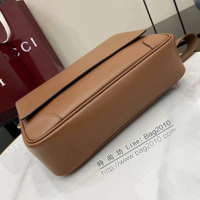 Gucci專櫃古馳最新款Emblem系列男士單肩斜挎包 jh2710型號：821154